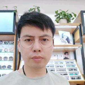 京睛眼鏡與高達產品銷售基地 眼鏡銷售的跨界融合與創新之路